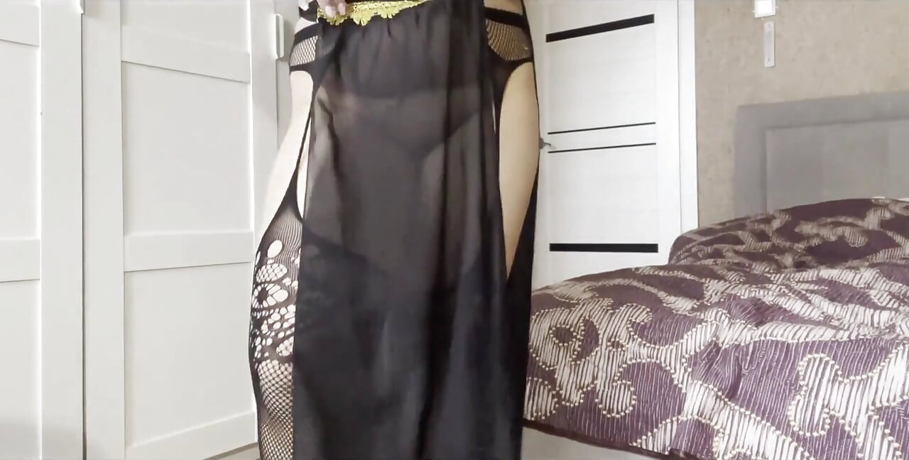 Arab Girl Zalifah Dances Erotic Dance and Caresses Very Wet Pussy