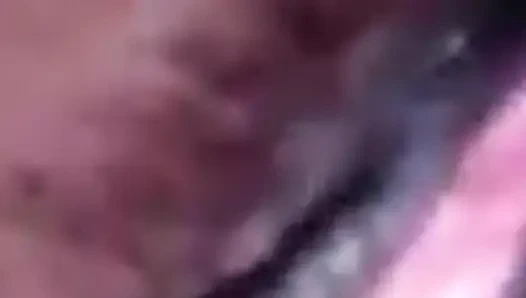 Hintli bahu gündüz vakti yaşlı sasur ji tarafından sıkı amından sikiliyor (Hintçe ses )