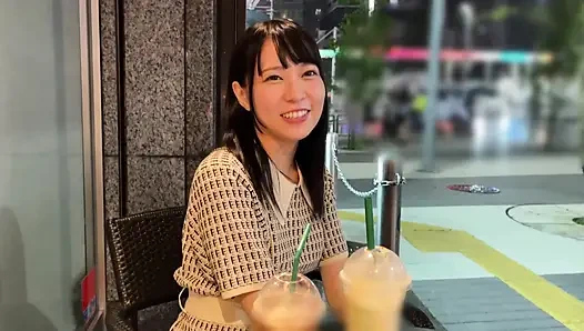 A118F10 It's natural to be cautious about your first dating app! A beautiful black-haired girl who came knowing she was going to shoot privately! Wild sex in one-night mode!
