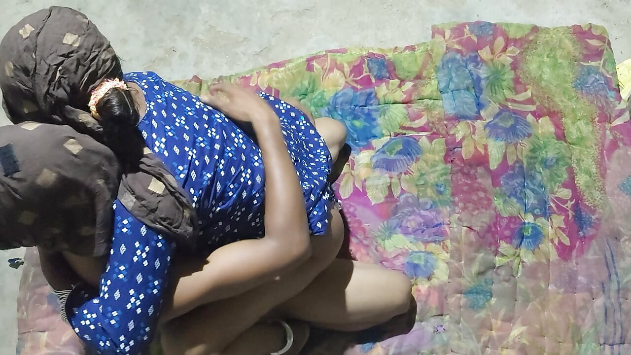 Village hot girl Bhabhi Indian Desi Aunty Desi Sex Desi Girl Hot Desi Bhabhi