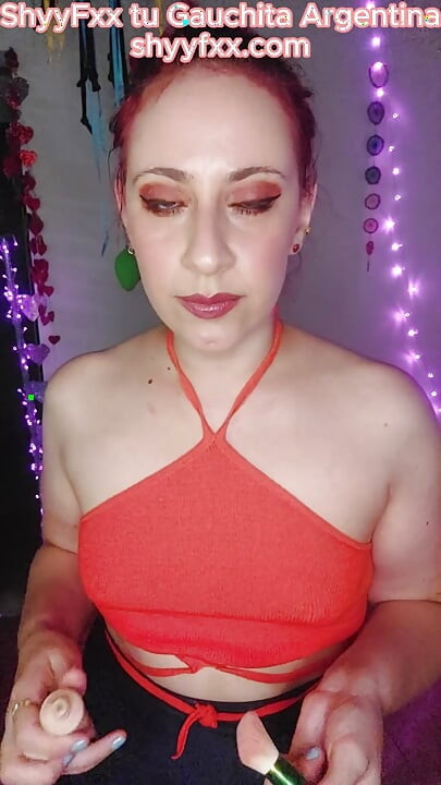 Extreme feminisierung meines cuckold-ehemanns! Ich mache auch ihn make-up! JOI Argentina