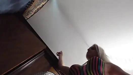 Tanrıça imparatorluğu köleleri domine ediyor ve aşağılıyor!