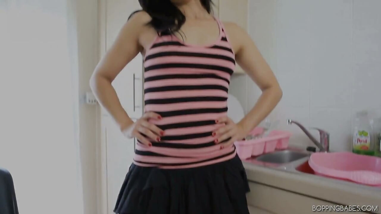 Chloe Lovette - You Cook I'll Dance
