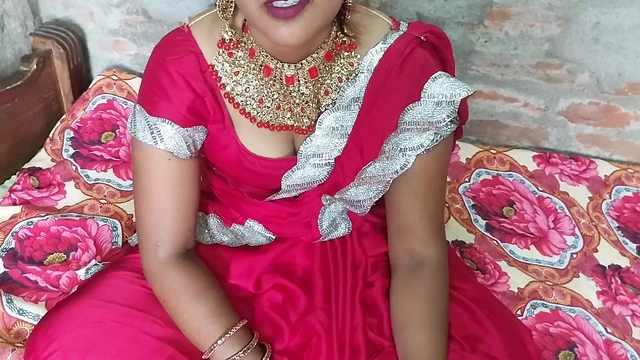Indian bhabhi stepbrother in low room coming hot fucking video