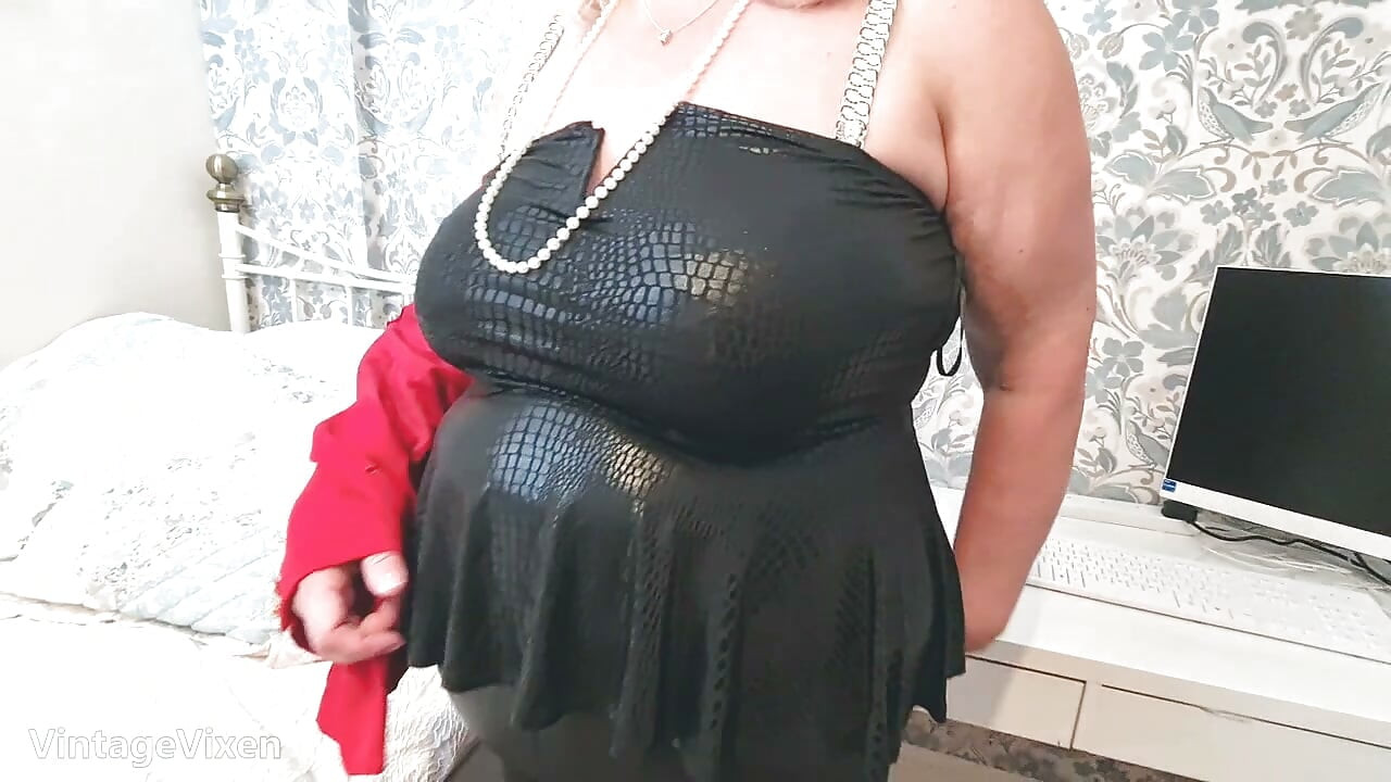 Suckle On My Big Mature BBW Milf Tits While I Play With My Pussy