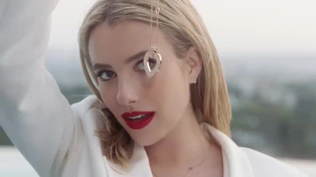 Emma Roberts - Pretty Woman photoshoot