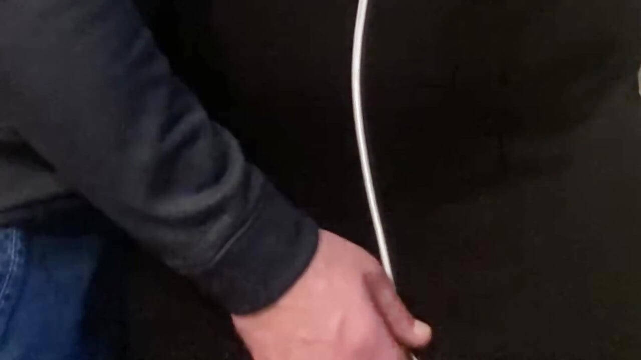 Wow! Brudne nieznajome palce pocierają moją cipkę w metrze