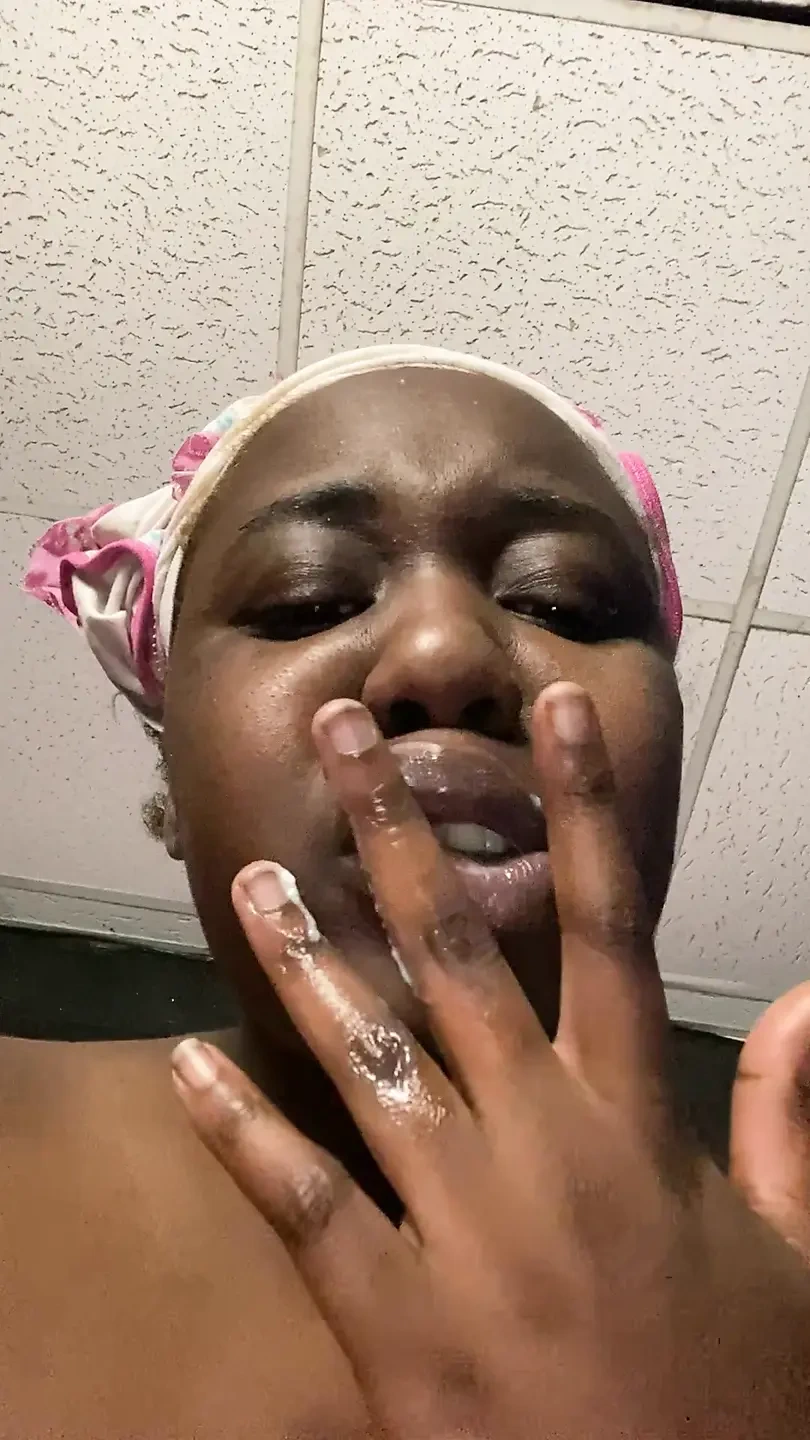 (Cum Session) Freaky Nastiest Solo Homemade (Female Masturbation)