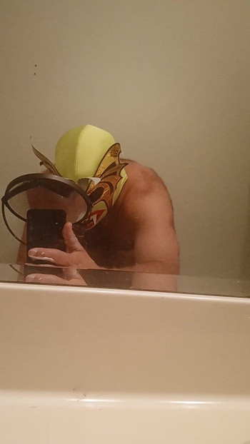 Watch me choke myself and abuse my fat cock
