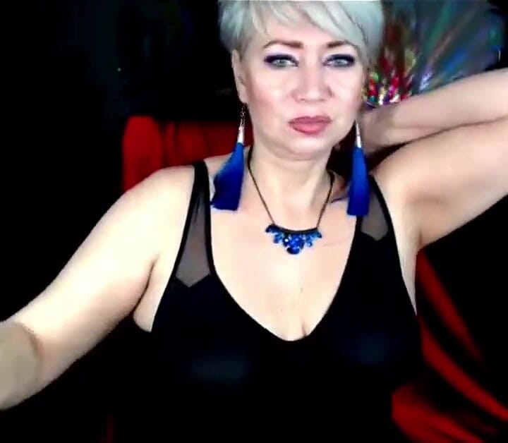 My Wife Is a Cool Webcam Slut-12 Wild MILF Dancing with Naked Big Tits