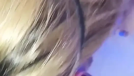 Tepatnya apa yang dia lakukan hari ini menerima dua orang ini diberkahi dengan baik yang meninju batangnya ke tangkai
