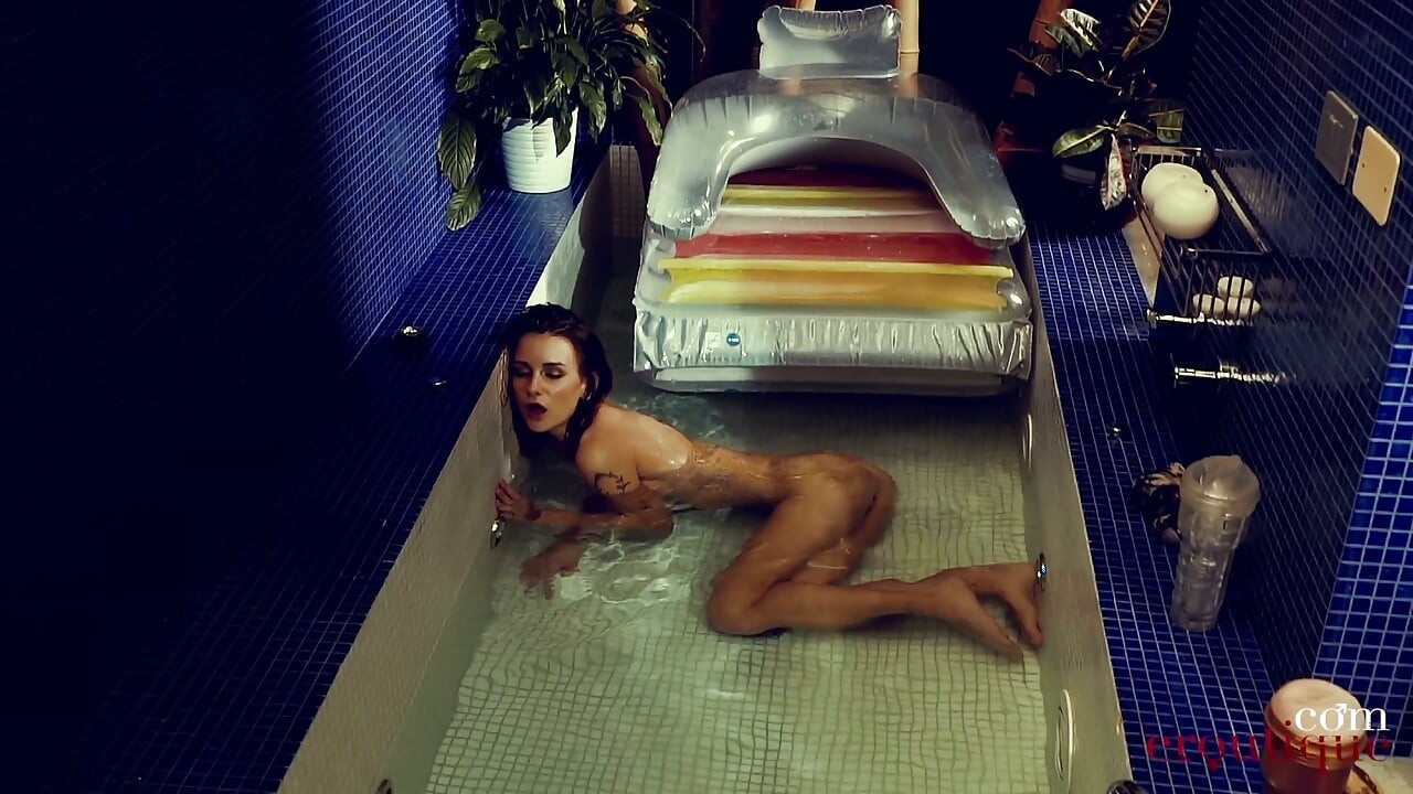 Adelle Unicorn - Wet Pleasure