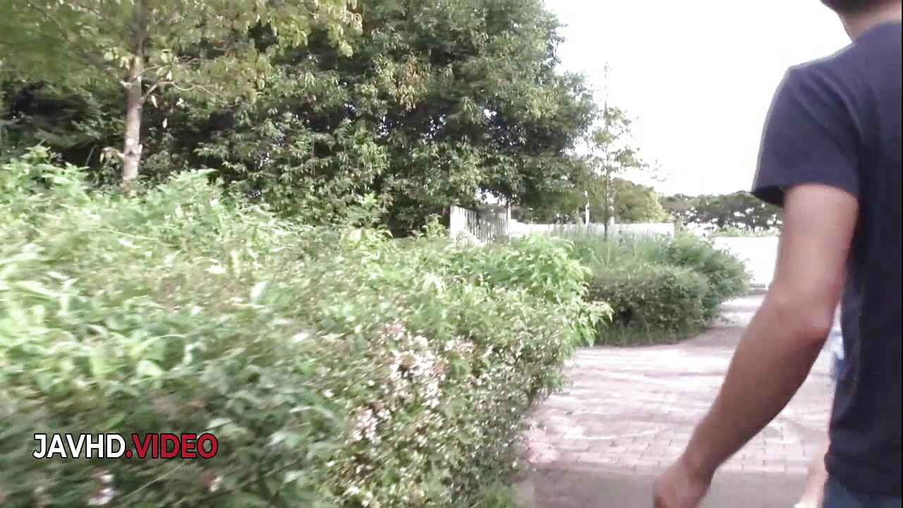 הרפתקה חמה בחוץ עם נערה יפנית מפתה יוקה קאדה