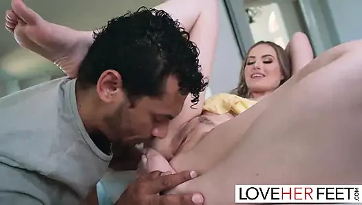 Blonde Chick Scarlett Sage Banged After Foot Worship