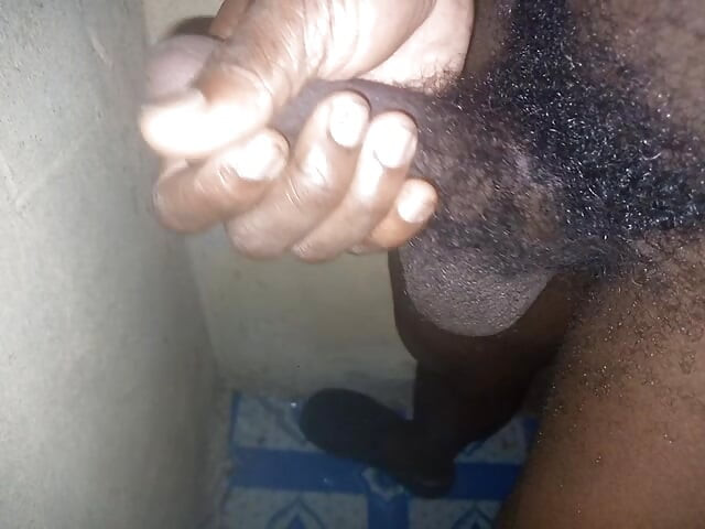 besar hitam besar solo