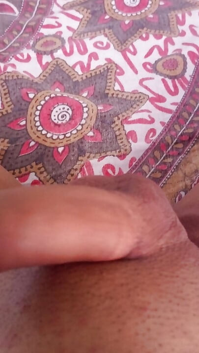 MUTH MARKE LAND KHADA KIYA KIRAN BABHI KI YAAD ME