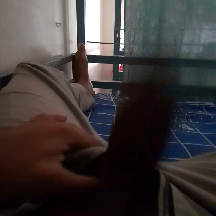 Today I hit my hand for the last time and I will not hit again