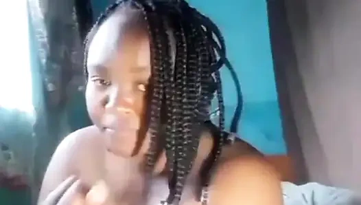 Büyük siyah göt amcık gösterisi