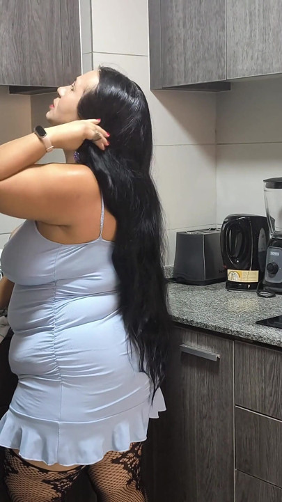 BBW 밀프 새엄마 섹스 키친 - 팬들을 위한 풀 영상