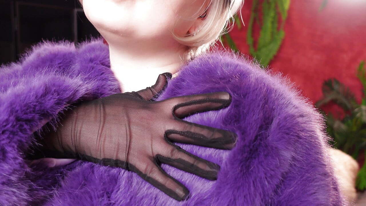 Hot Fur Coat Collection - Part 2. Fetish MILF Arya Grander