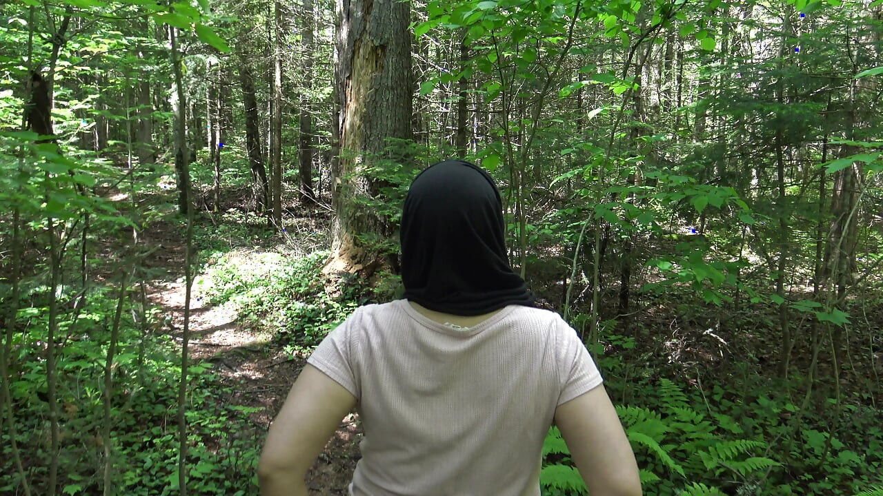 Big Tits Turkish Girl Has Risky Sex In Public German Forest