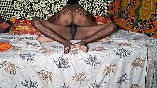 Desi ihaving oral sex in the mouth of my hot step sister in her yellow maxi, I fucked her in a completely different way, puttin