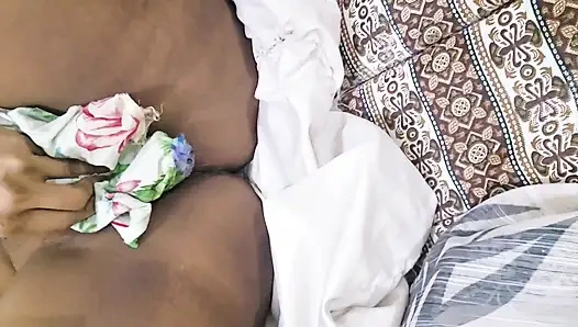 Chachi batija seks yapıyor - döl inleme net Hintçe ses