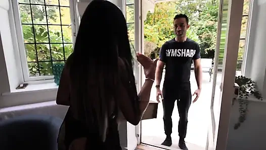 Istri hot ngentot sama supir amazon