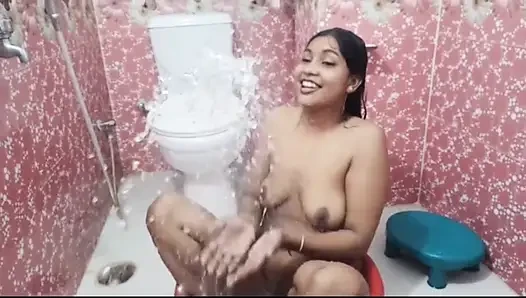 Pasangan baru India hardcore bengali love dan seks foreplay penuh fantasi seksual dan hardcore sensasi dijilat oleh kontol besar