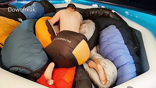 Tüm çantalarımı aynı anda sikiyorum