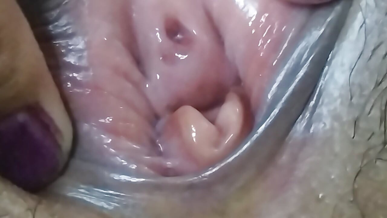 Sexy indian hot lady chut may ungli dal kar chut ka pani nikala