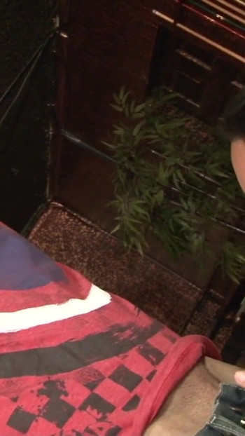 Jaw-dropping moment from "Brunette mit Mega titten auf dem Billiardtisch gefickt undauf den Titten abgespritzt"