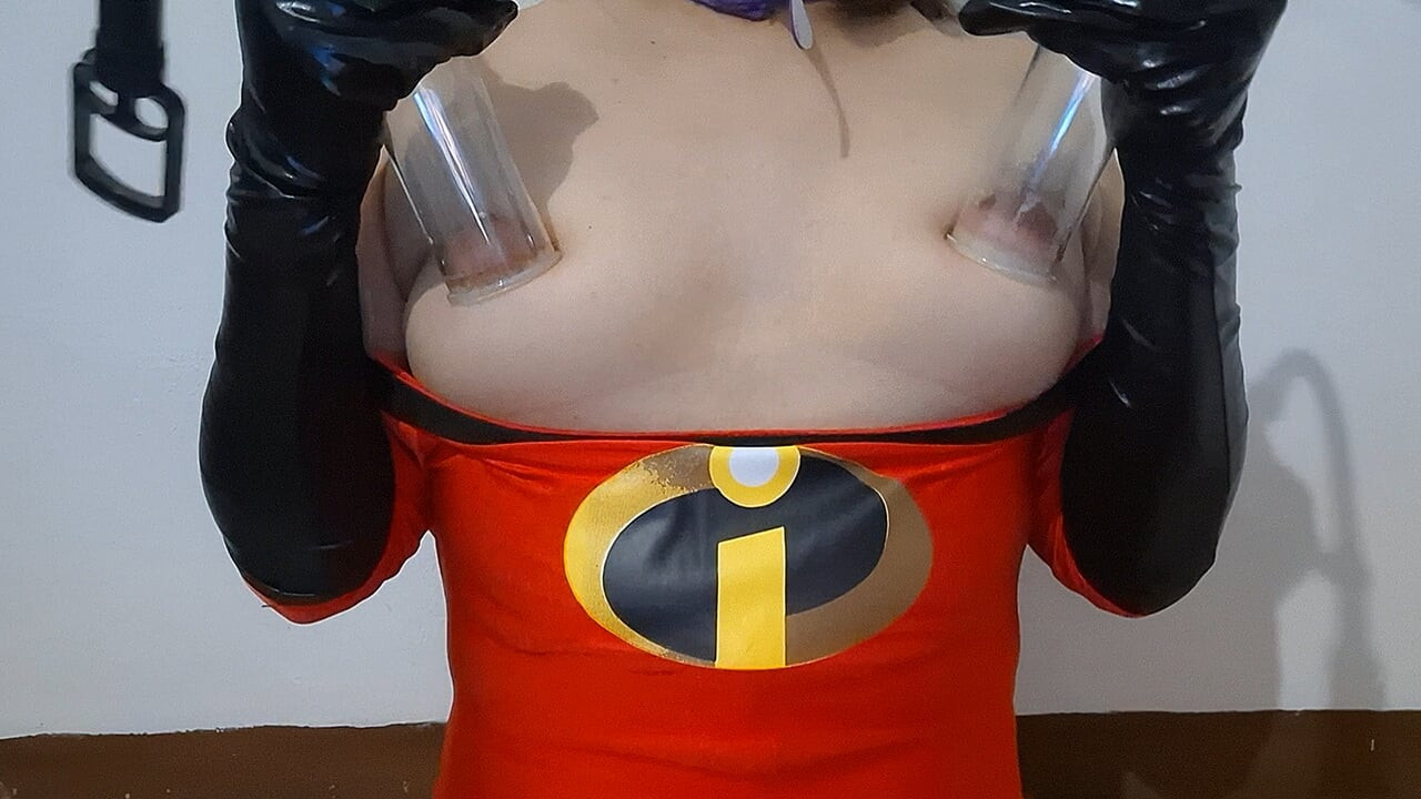 Cute Trans Elastic Mommy Tit Slap and Lactating after Pumping her Tits with Vacuum Milking Machine