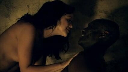 Marisa ramirez adegan seks spartacus dewa arena s1e1