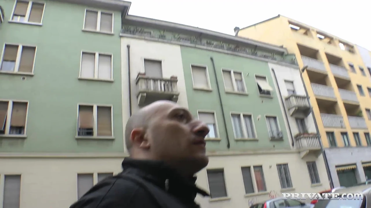 PRIVATE This Horny Sex Therapist Gets Laid