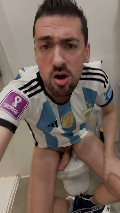 Hot Stepdaddy Jerking off Showing Big Cock