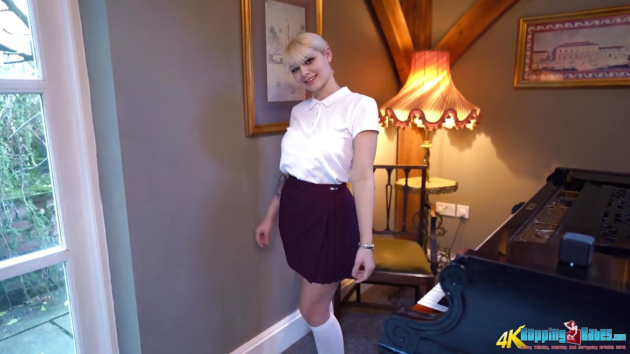 Baby Dolliyy - Common-room Dance