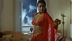 Anu Agarwal nahá ve dveřích mraku 1994 hd