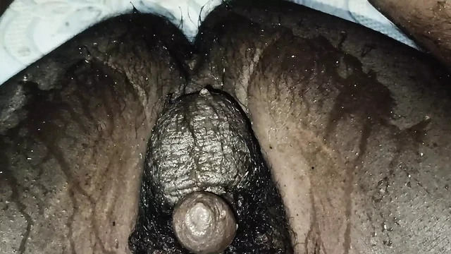 tamil boy uncut dick piss and hand job