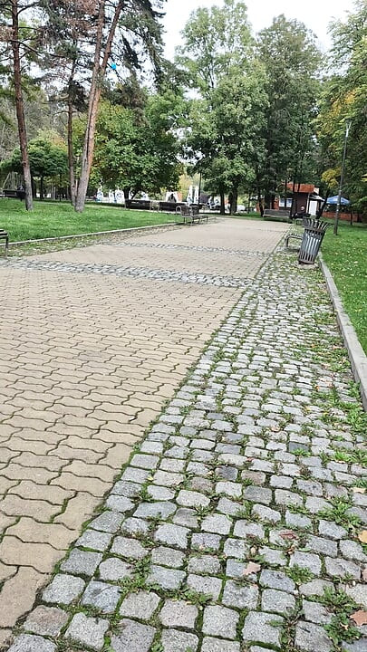 Bulgarian fat cock gets hard on a public park bench