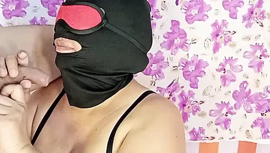 Geile indische mami tief in den hals und arschanbetung