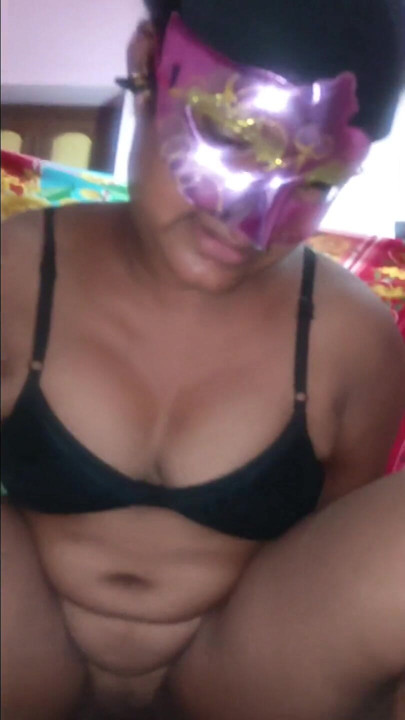 Desi woman sexual needs are aroused. 18+teen hot sex Bengali baudi vi | Clip 1