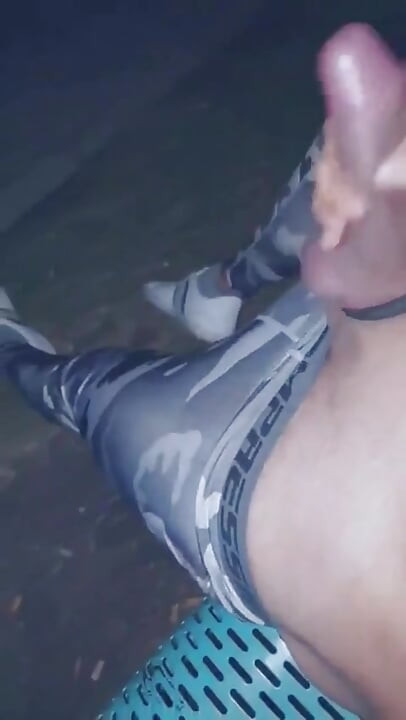 Slutboyben Cam4 Krstarenje svinjom Xpozing noću uživo na Cam4