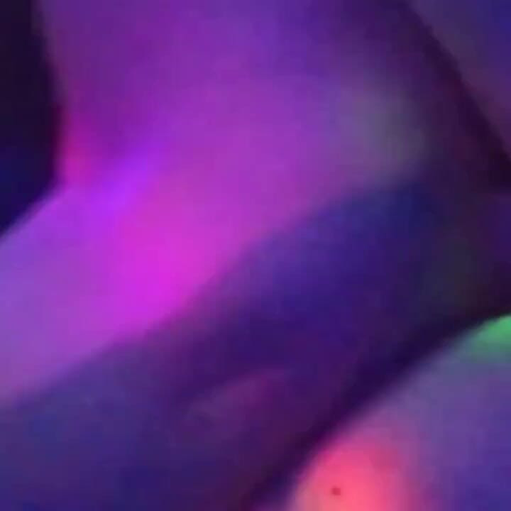 여러 가지 색의 섹스. 내 자지를 불충실한 코마레에 집어넣어...