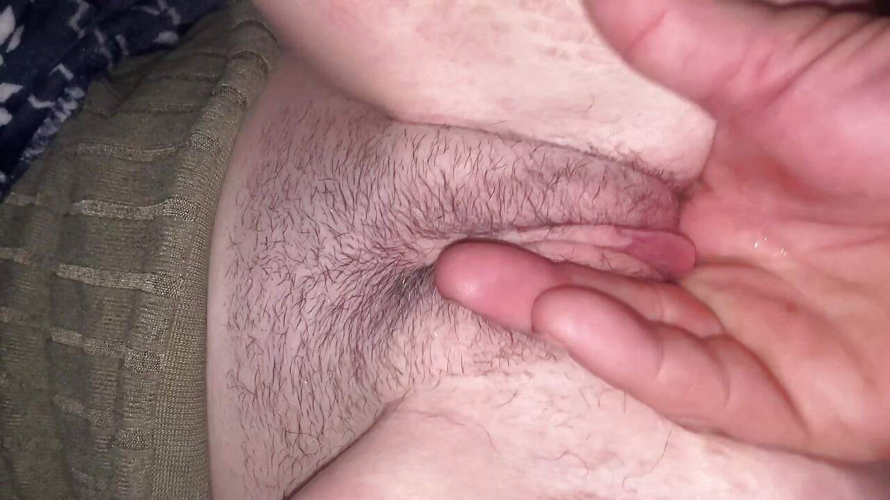 Making My Wife Pussy Flow with Cum Juice