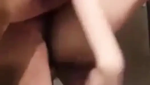 Pengalaman Terbaik Cewek Asia Paling Hot Dicrot di Dalam Bergiliran