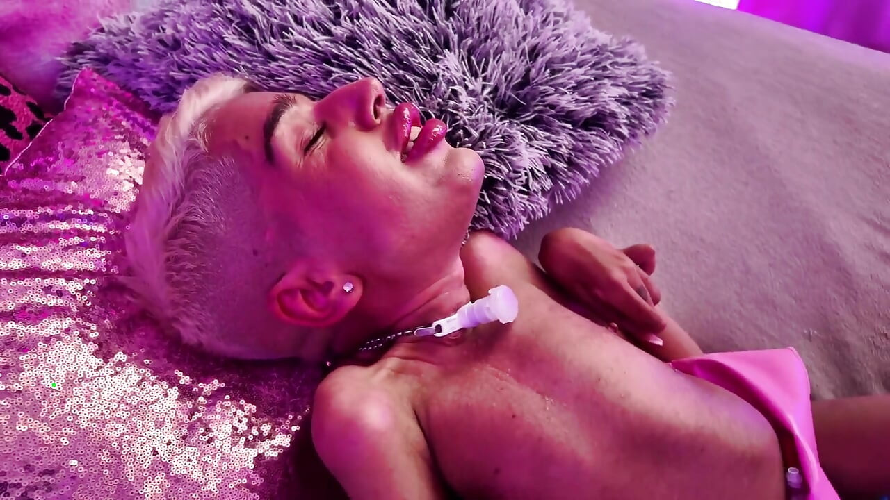 Fucking My Pretty Living Doll