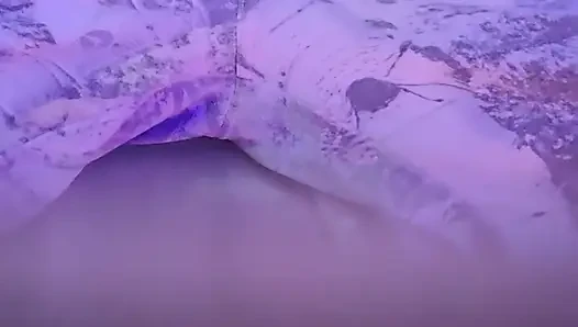 Yeni oyuncağımın tadını çıkarıyorum