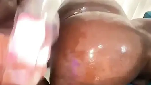 Büyük zenci yarağı komşu için çok fazla göt