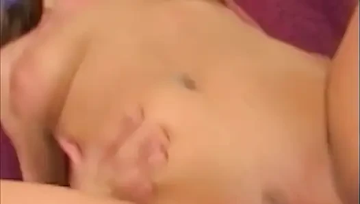 Sarışın beyaz devle sikişiyor